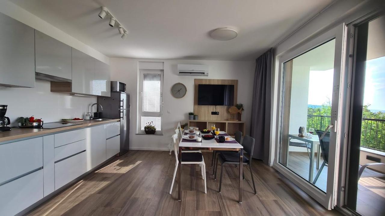 Vila Primorka Apartmani Oleander Šilo Eksteriør bilde